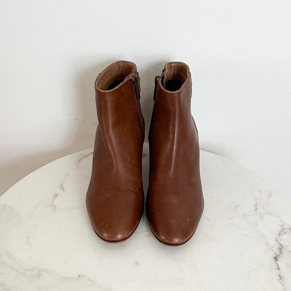 NEW Aquatalia Feliciana Weatherproof Block Heel Ankle Boots Size 6